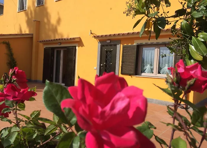 La Villetta Apartments